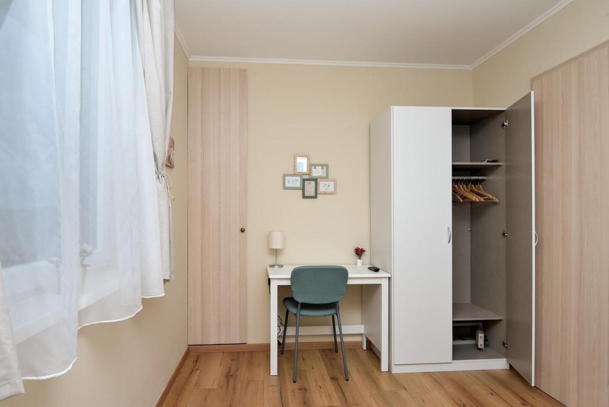 Palmy Apartmanhouse Maglod Exteriör bild