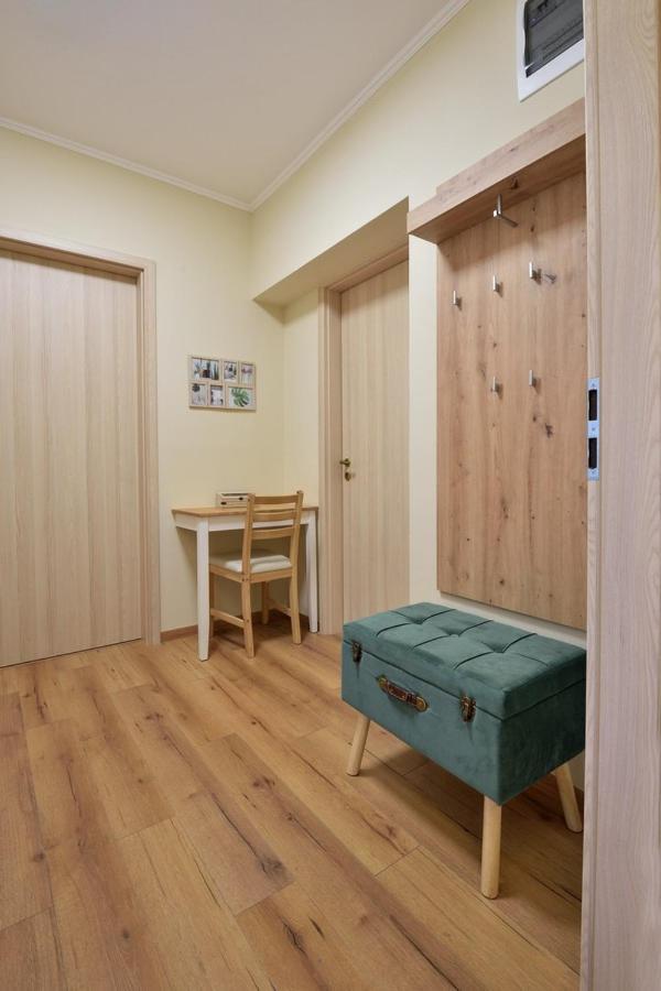 Palmy Apartmanhouse Maglod Exteriör bild