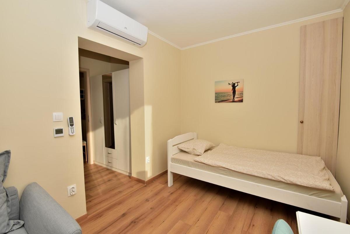 Palmy Apartmanhouse Maglod Exteriör bild