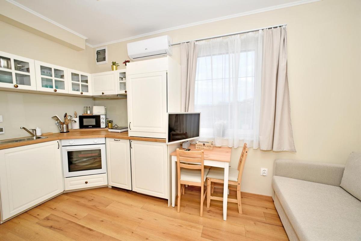 Palmy Apartmanhouse Maglod Rum bild