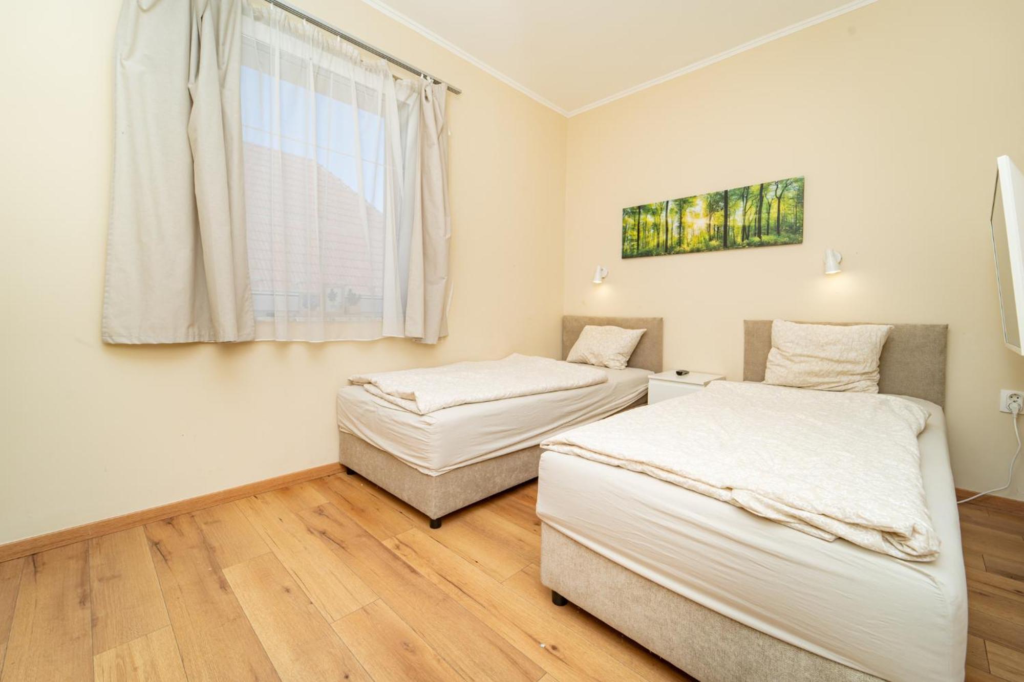 Palmy Apartmanhouse Maglod Exteriör bild